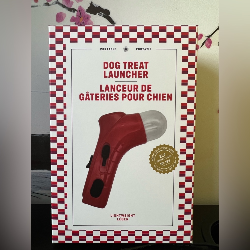 [Free add on item] Dog treat launcher